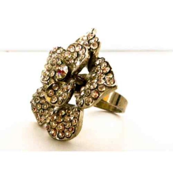 Big Silver Tone White Rhinestone Flower Ring , Size 5 1/2 - Picture 2 of 5